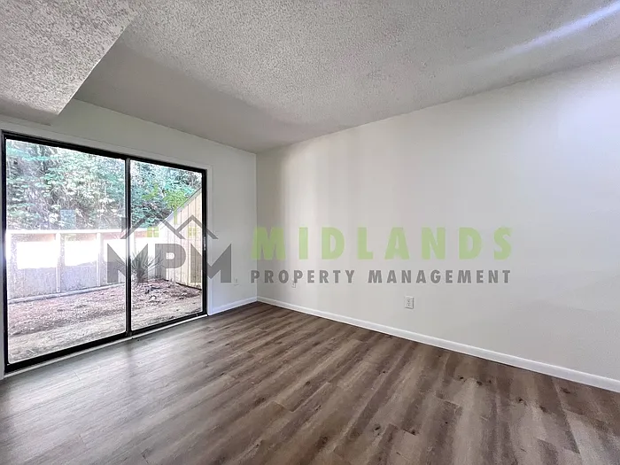 233 Timber Ct — Photo 13