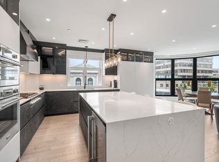 69 Walnut St #4/5, Brookline, MA 02445