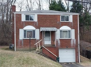 3322 Eisenhower Dr, White Oak, PA 15131