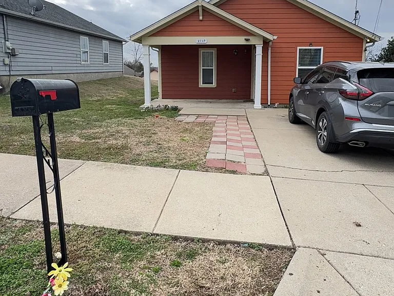 3137 Lauren Evelyn Way — Photo 1