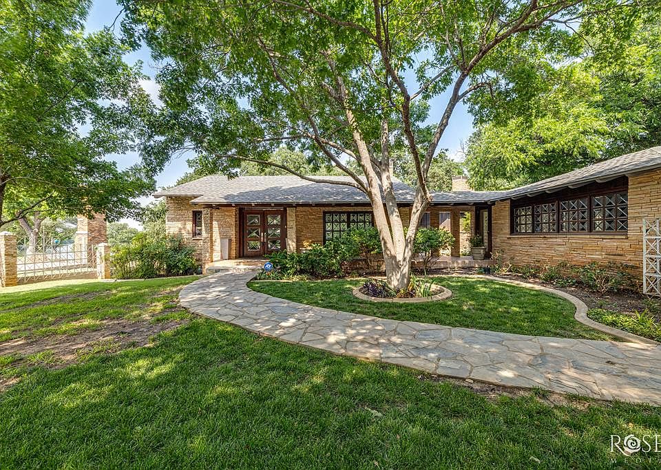 1st image of 1703 Christoval Rd