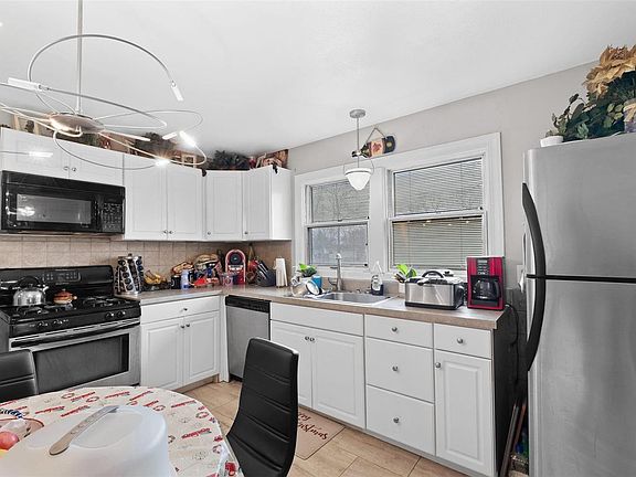 4th image of 1441 Sherwood Forest Dr