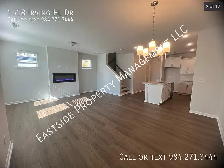1518 Irving Hill Dr — Photo 2