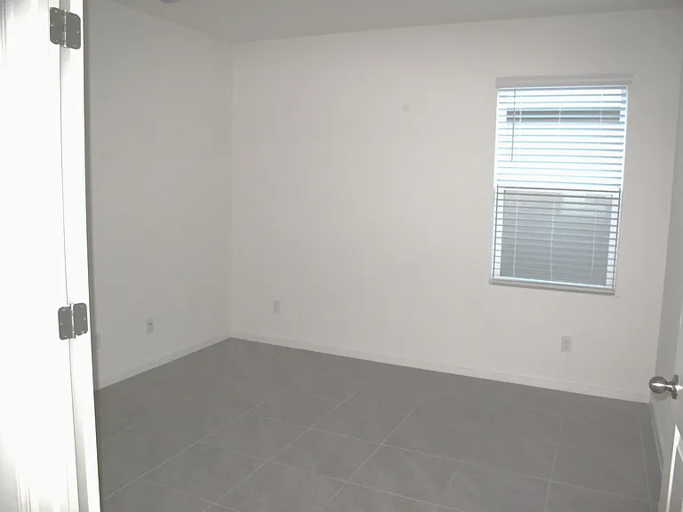 12221 SW Nettuno Way — Photo 12