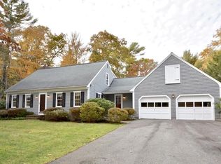7 Beech Wood Rd, Mattapoisett, MA 02739