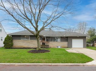 743 Latham Ct, Columbus, OH 43214