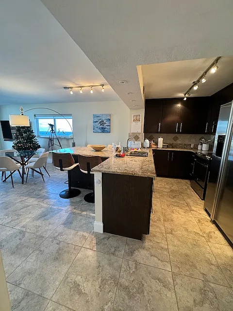 1 bed, 785 sqft, $3,500 — Photo 4