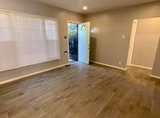 9206 National Blvd, Los Angeles, CA 90034