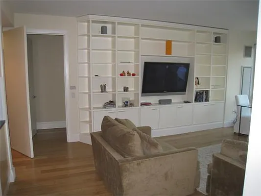 Rented by Platinvm Property Group New York | media 20