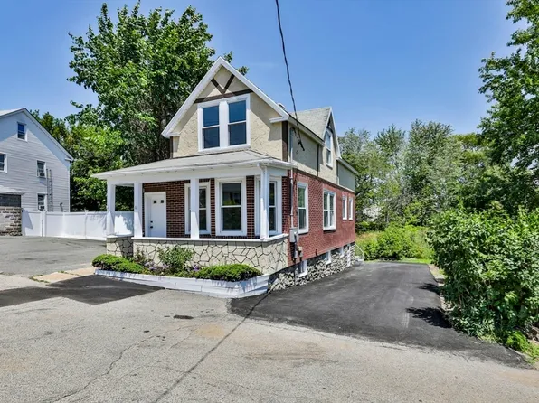 6 Bradley Ave, Methuen, MA 01844