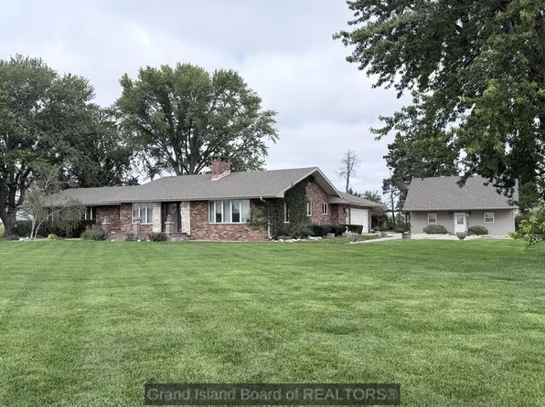 1498 E One R Rd, Grand Island, NE 68801
