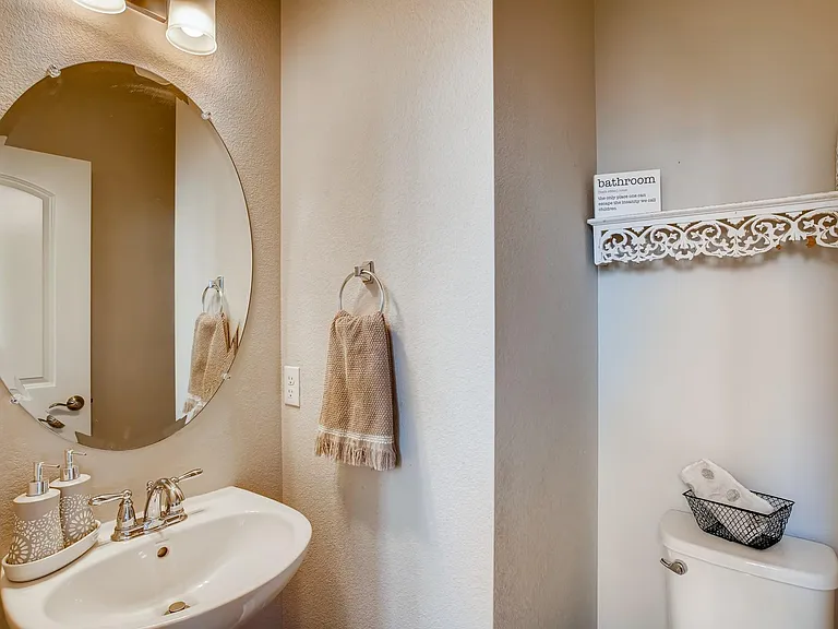 5722 W 95th Pl — Photo 10