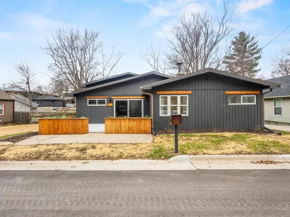 4516 Lakeview Avenue, Mcfarland, WI 53558