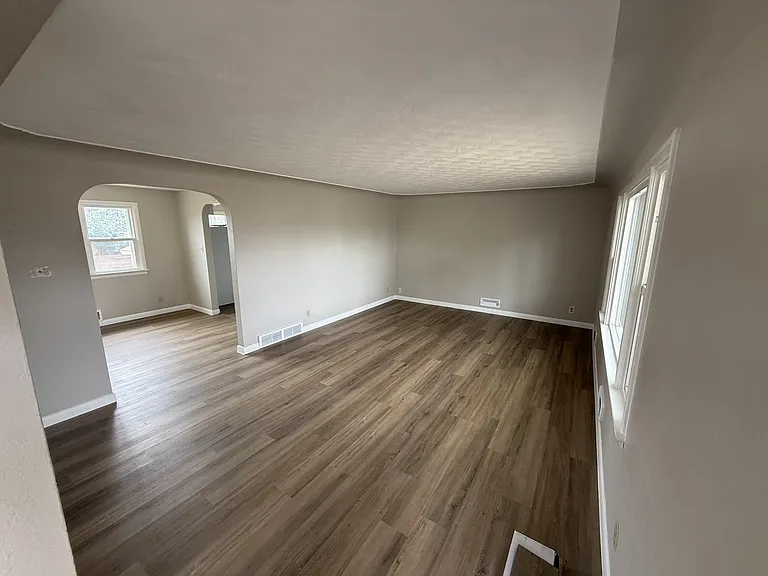 820 35th Avenue Ct #1 — Photo 2