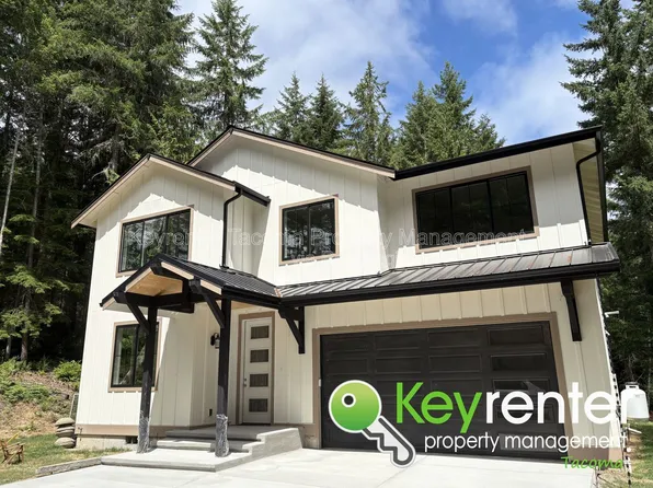 16517 48th St NW, Lakebay, WA 98349