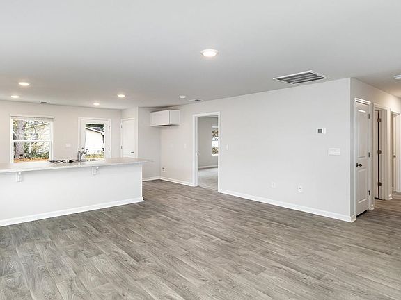 4th image of 504 Wildfire Ct.