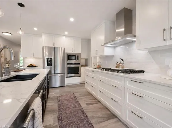 33 Waterloo St, Centre Wellington, ON N0B 1S0