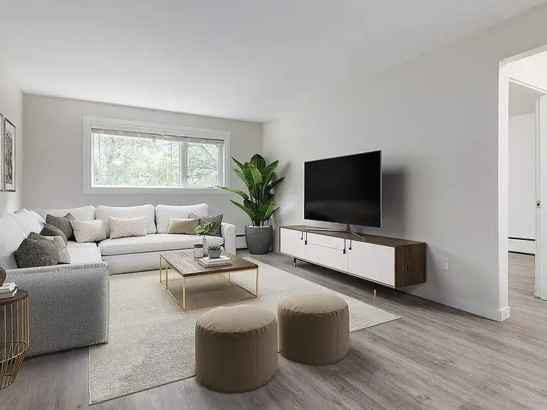 2627 Lacon St #2 — Photo 4