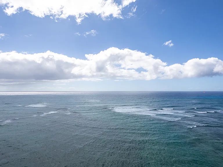 3065 Kalakaua Ave #Penthouse 1 — Photo 27
