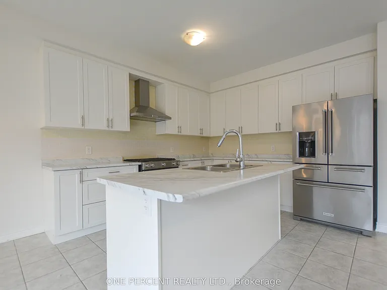 19838 Leslie St — Photo 14
