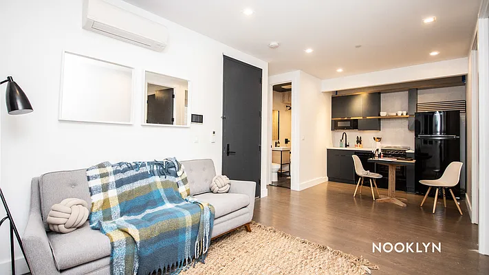 Rented by Nooklyn NYC LLC | media 25