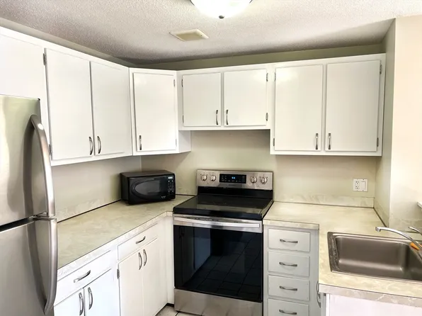 80 Main St APT 21, Malden, MA 02148