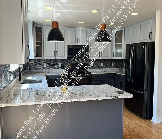 6931 Hillock Dr — Photo 10