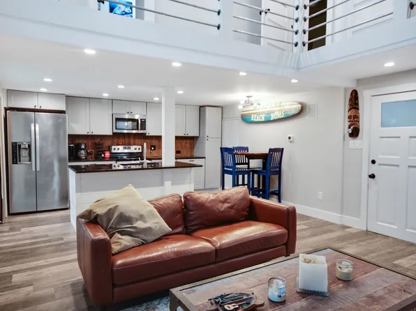 318 W Lake Dr, Weatherford, TX 76087