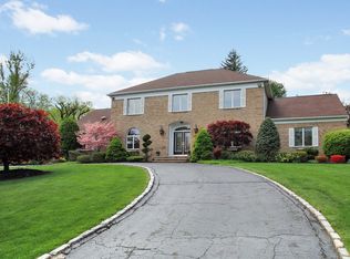 14 Doremus Rd, Mahwah, NJ 07430