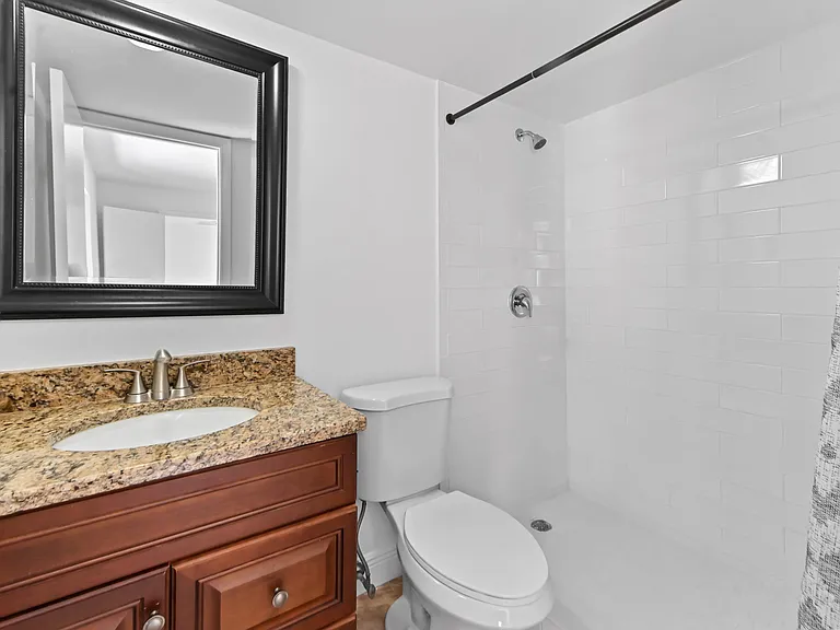 825 Center St #12A — Photo 21