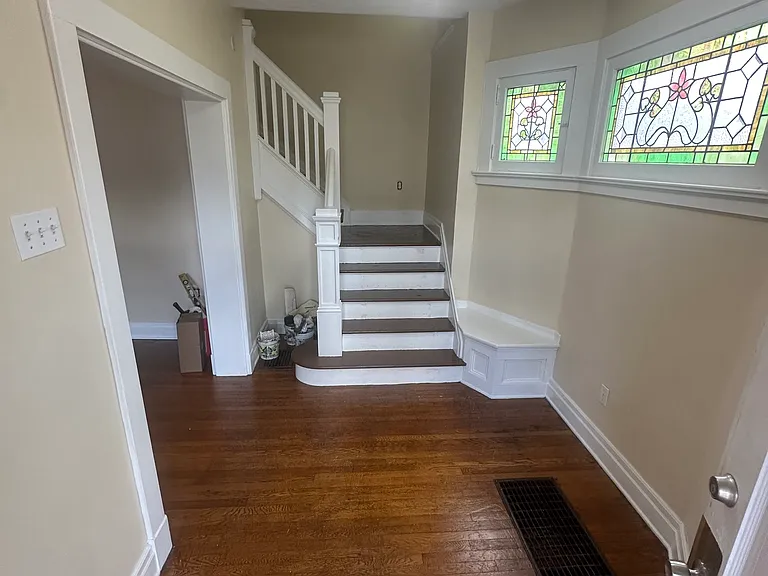 1359 Illinois Ave — Photo 2