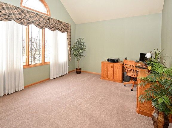 3rd image of 2789 Taylor Glen Dr
