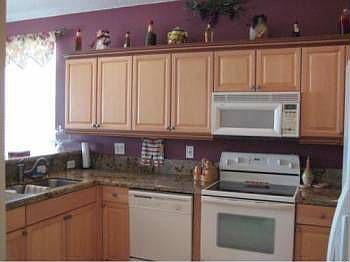 5th image of 9604 Lago Dr
