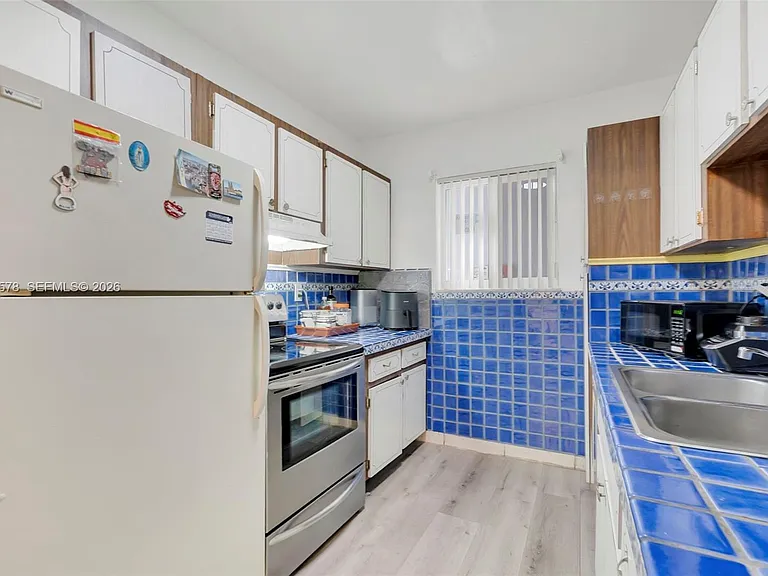 900 SW 84th Ave #412A — Photo 9
