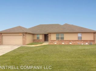 348 W Grace St, Republic, MO 65738