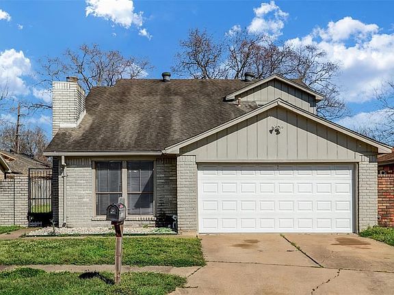 2nd image of 10742 Buffalo Bend Dr