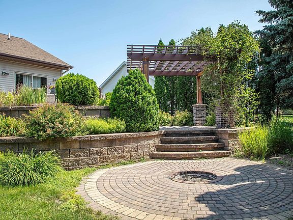 4th image of 1313 Dalton Dr