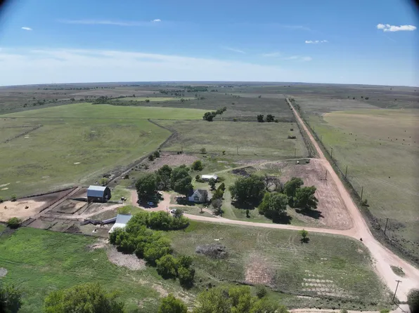 170669 E County Road 32, Laverne, OK 73848