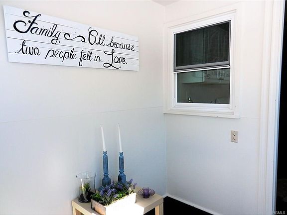 3rd image of 3200 E Main St APT 8