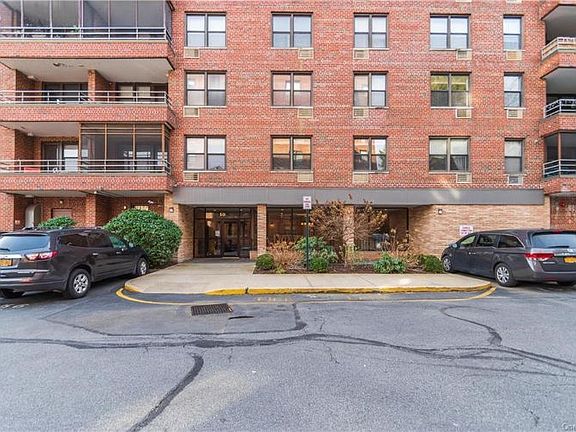 2nd image of 50 Barker St APT 530