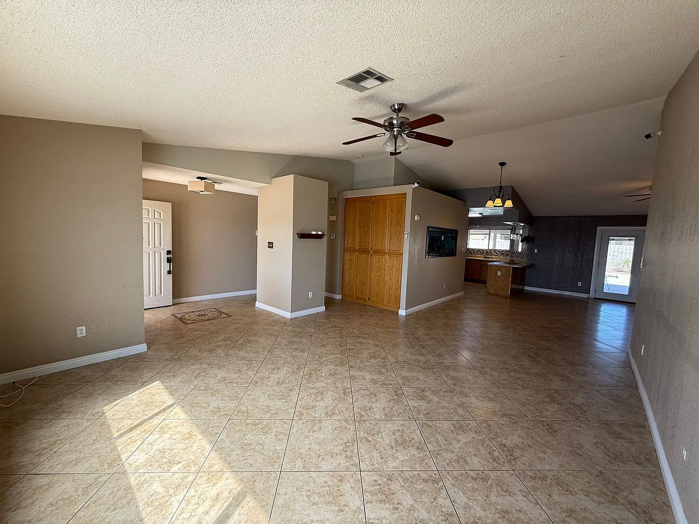 Pool Home For Rent In College Park! — Photo 3