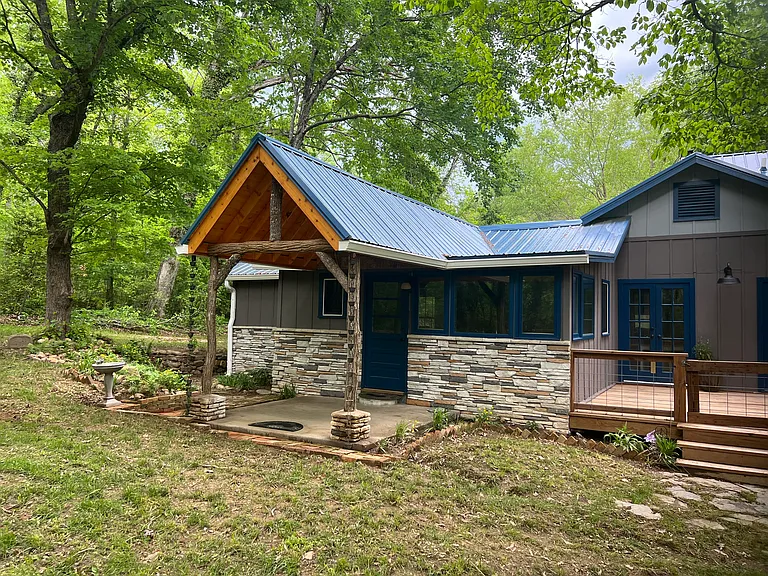 37 Old Lakey Gap Rd — Photo 4