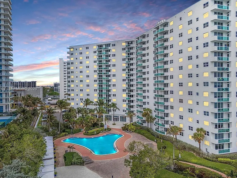 3001 S Ocean Dr #1211 — Photo 33