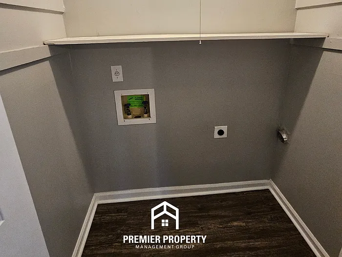 8131 Farmington Blvd — Photo 9