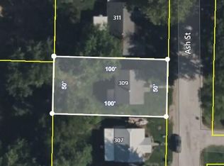 309 N Ash St, Willow Springs, MO 65793