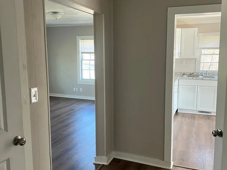 640 Highpoint Dr — Photo 8