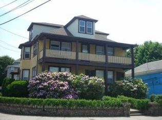 884 Waverly St, Framingham, MA 01702