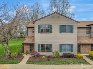 90 Pheasant Run, Edison, NJ 08820