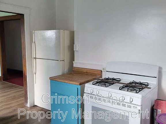5th image of 34 Barney St APT 2
