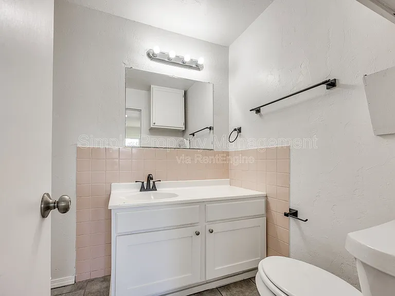 4608 N Libby Ave — Photo 11